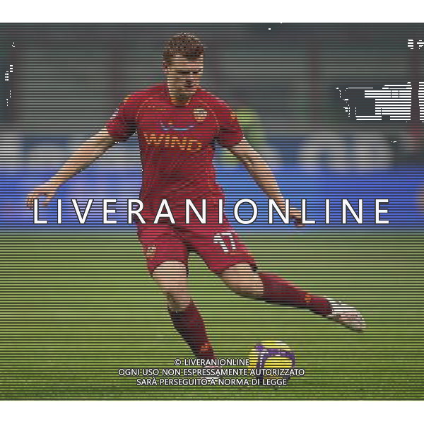 Inter - Roma 21/01/2009 Calcio Quarti di Finale di Coppa Italia Tim Cup 2008-2009 Nella foto john arne Riise ph Agenzia ALDO LIVERANI Sas