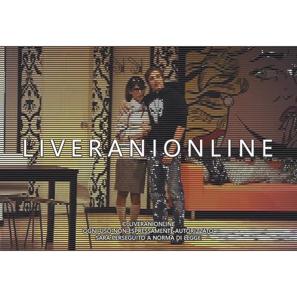 PRIMA DELLO SPETTACOLO TEATRALE: \' THE PROZAC FAMILY\' TEATRO PARIOLI - ROMA NELLA FOTO: ALESSANDRA MASTRONARDI ED EROS GALBIATI IN SCENA © MASSIMO BRUNI - AG. ALDO LIVERANI SAS