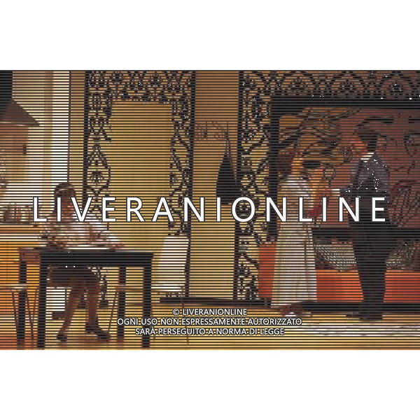 PRIMA DELLO SPETTACOLO TEATRALE: \' THE PROZAC FAMILY\' TEATRO PARIOLI - ROMA NELLA FOTO: ALESSANDRA MASTRONARDI - PAOLA MINACCIONI - MAURIZIO DI CARMINE IN SCENA © MASSIMO BRUNI - AG. ALDO LIVERANI SAS