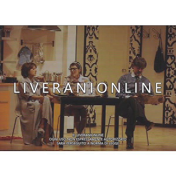 PRIMA DELLO SPETTACOLO TEATRALE: \' THE PROZAC FAMILY\' TEATRO PARIOLI - ROMA NELLA FOTO: PAOLA MINACCIONI - ALESSANDRA MASTRONARDI - MAURIZIO DI CARMINE IN SCENA © MASSIMO BRUNI - AG. ALDO LIVERANI SAS