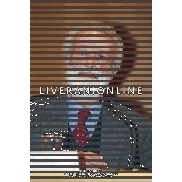 Roma, 12/11/2003 Presentazione del libro di Andrea RICCARDI \' GOVERNO CARISMATICO\'. nella foto: SCALFARI EUGENIO, direttore editoriale di Repubblica Foto / Ag. ALDO LIVERANI