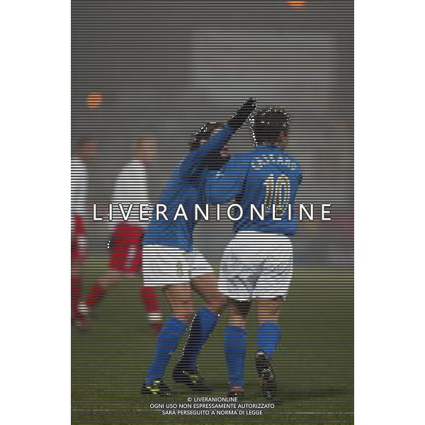 ESULTANZA ANTONIO CASSANO Varsavia 12/11/2003 amichevole Polonia-Italia 3:1 nella foto cassano e perrotta ph Paola Garbuio/ag aldo Liverani s.a.s.