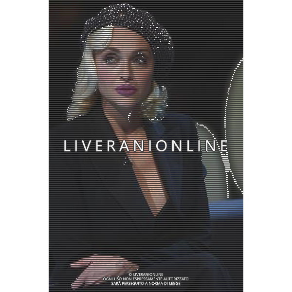TRASMISSIONE TV: \' SCHERZI A PARTE\' NELLA FOTO: PAOLA BARALE FOTO ANTONIO SORANO - AG. ALDO LIVERANI SAS CAPPELLO