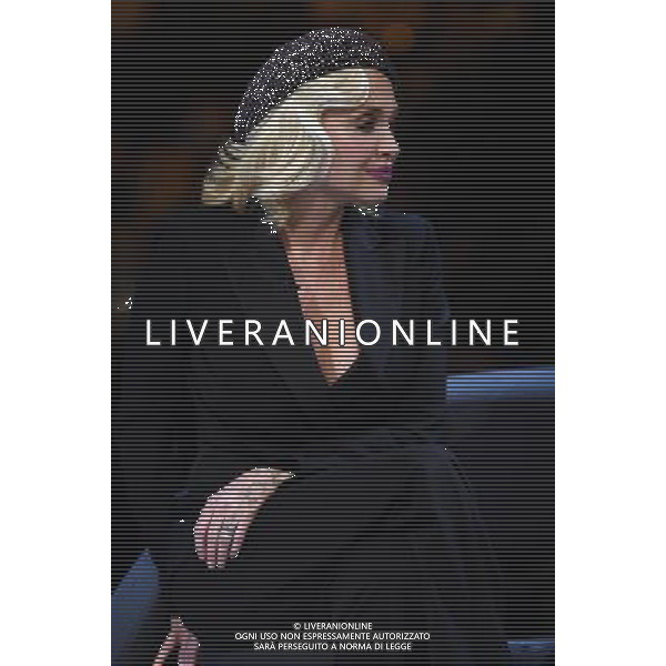 TRASMISSIONE TV: \' SCHERZI A PARTE\' NELLA FOTO: PAOLA BARALE FOTO ANTONIO SORANO - AG. ALDO LIVERANI SAS CAPPELLO