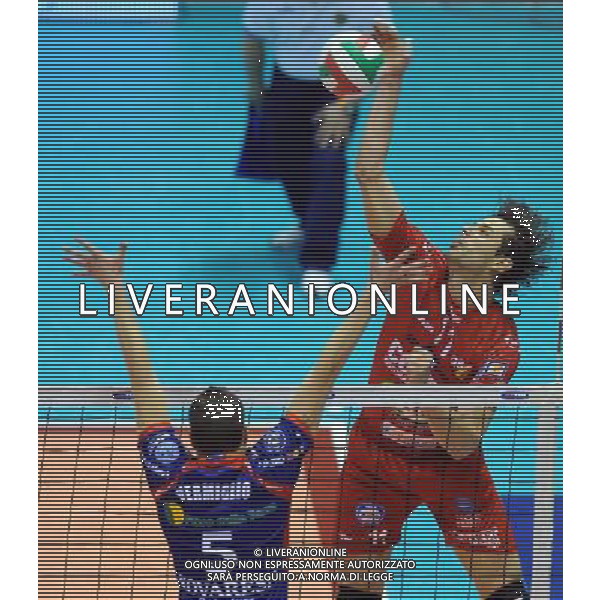 TIM Cup A1 Final Four di Volley 1° Semifinale Forlì(FC) - 31.01.2009 Lube Banca Marche Macerata–Copra Nordmeccanica Piacenza Nella Foto:ZLATANOV HRISTO /Ph.Vitez-Ag. Aldo Liverani