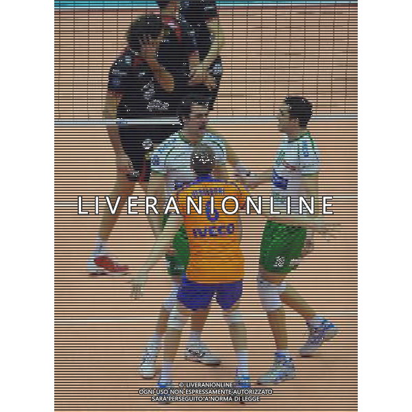 TIM Cup A1 Final Four di Volley 2° Semifinale Forlì(FC) - 31.01.2009 Bre Banca Lannutti Cuneo–Sisley Treviso Nella Foto:CUNEO ESULTA /Ph.Vitez-Ag. Aldo Liverani