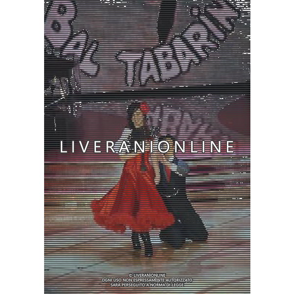 TRASMISSIONE TV: \' BALLANDO CON LE STELLE\' STUDI VOXON - ROMA NELLA FOTO: MANUELA AURELI - ROBERTO IMPERATORI © MASSIMO BRUNI - AG. ALDO LIVERANI SAS