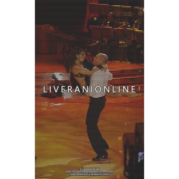 TRASMISSIONE TV: \' BALLANDO CON LE STELLE\' STUDI VOXON - ROMA NELLA FOTO: SAMANTA TOGNI - STEFANO BETTARINI © MASSIMO BRUNI - AG. ALDO LIVERANI SAS