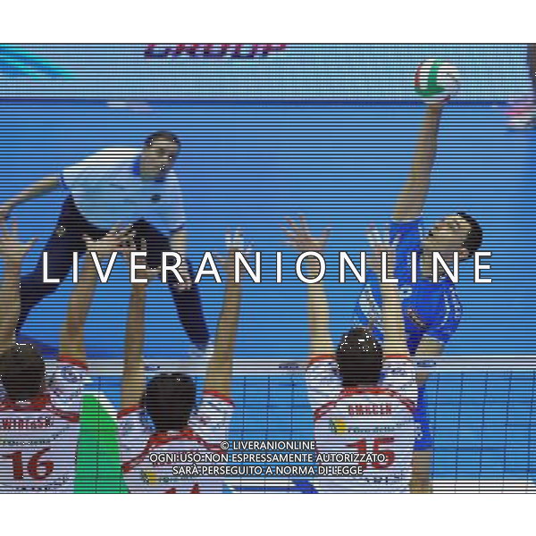TIM Cup A1 Final Four di Volley Finale Forli\'(FC) - 01.02.2009 Bre Banca Lannutti Cuneo-Lube Banca Marche Macerata Nella Foto: NIKOLOV VLADIMIR /Ph.Vitez-Ag. Aldo Liverani