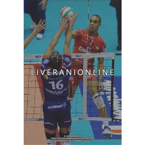 TIM Cup A1 Final Four di Volley 1° Semifinale Forli\'(FC) - 31.01.2009 Lube Banca Marche Macerata-Copra Nordmeccanica Piacenza Nella Foto:MARSHALL LEONEL /Ph.Vitez-Ag. Aldo Liverani