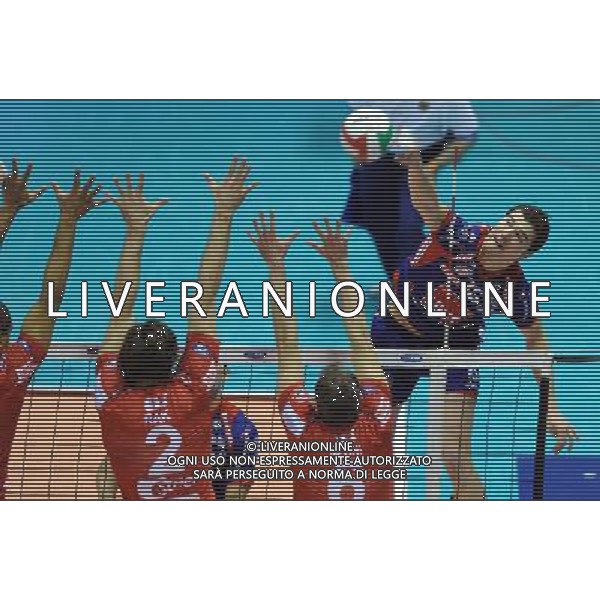 TIM Cup A1 Final Four di Volley 1° Semifinale Forli\'(FC) - 31.01.2009 Lube Banca Marche Macerata-Copra Nordmeccanica Piacenza Nella Foto:OMRCEN IGOR /Ph.Vitez-Ag. Aldo Liverani