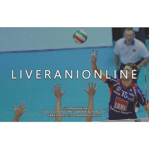 TIM Cup A1 Final Four di Volley 1° Semifinale Forli\'(FC) - 31.01.2009 Lube Banca Marche Macerata-Copra Nordmeccanica Piacenza Nella Foto:OMRCEN IGOR /Ph.Vitez-Ag. Aldo Liverani