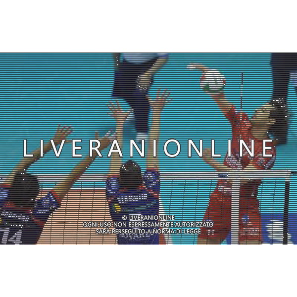 TIM Cup A1 Final Four di Volley 1° Semifinale Forli\'(FC) - 31.01.2009 Lube Banca Marche Macerata-Copra Nordmeccanica Piacenza Nella Foto:ZLATANOV HRISTO /Ph.Vitez-Ag. Aldo Liverani