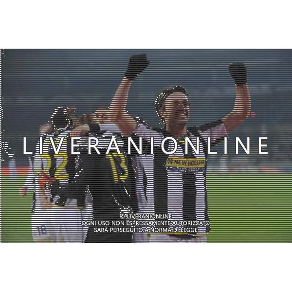 4-2-2009 Torino Sport Calcio Juventus Napoli Coppa Italia Tim 2008/2009 Nella foto esultanza finale della juventus nicola legrottaglie ph.viganti/ag.aldo liverani sas