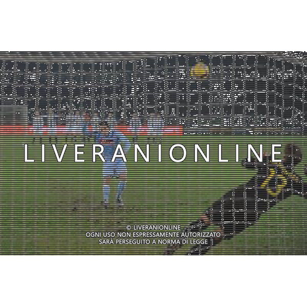 4-2-2009 Torino Sport Calcio Juventus Napoli Coppa Italia Tim 2008/2009 Nella foto:il rigore fallito da walter gargano ph.viganti/ag.aldo liverani sas
