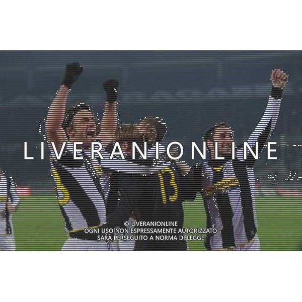 4-2-2009 Torino Sport Calcio Juventus Napoli Coppa Italia Tim 2008/2009 Nella foto:la juvetus esulta a fine partita ph.viganti/ag.aldo liverani sas