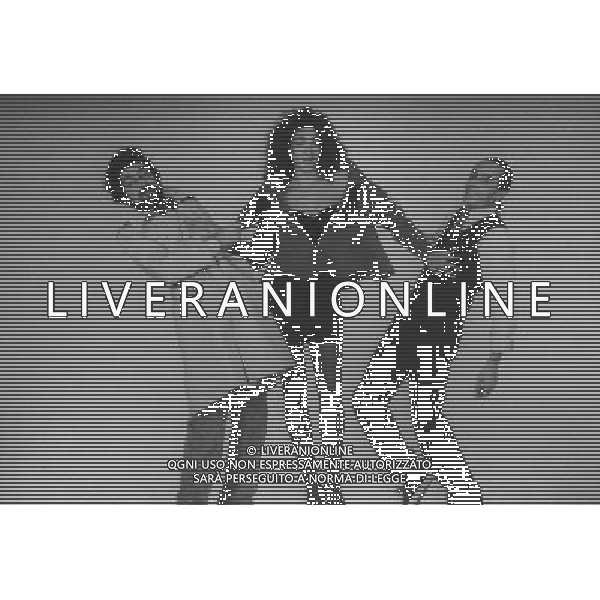 ARCHIVIO TRASMISSIONE \'EMILIO\' ANNI 90 SPETTACOLO NELLA FOTO: GIANNINA FACCIO ANDREA BRAMBILLA E NINO FORMICOLA PH.ARCHIVIO AGENZIA ALDO LIVERANI SAS
