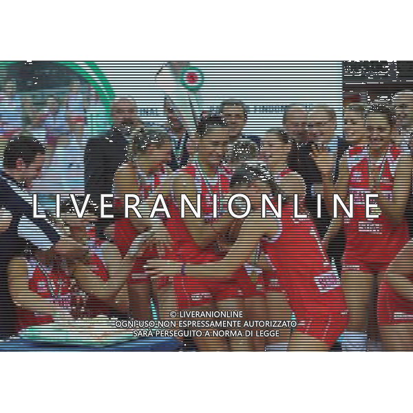 Findomestic Coppa Italia A1 di Volley Femminile Finale Eboli(SA) - 08.02.2009 Scavolini Pesaro-Asystel Volley Novara Nella Foto:SCAVOLINI FESTA FINALE /Ph.Vitez-Ag. Aldo Liverani
