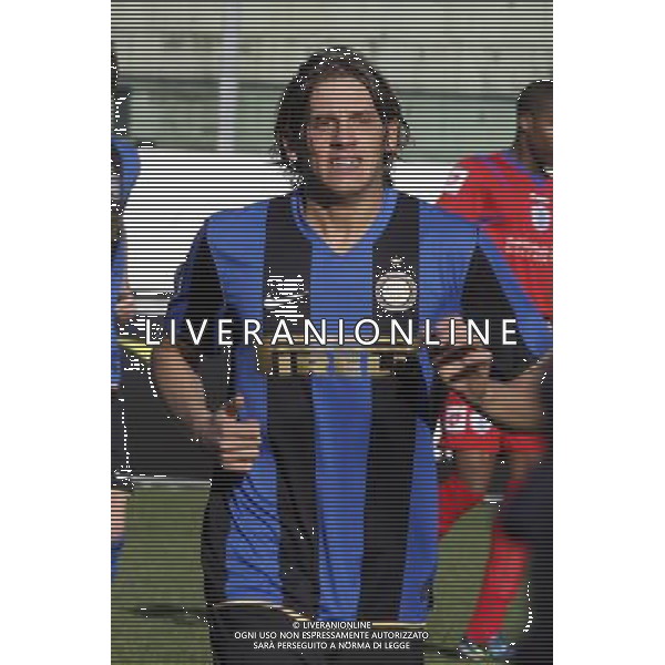 VIAREGGIO, 9 FEBBRAIO 2009 TORNEO DI VIAREGGIO \'COPPA CARNEVALE\' 2009 INTER QUEENS PARK RANGERS NELLA FOTO: ESULTANZA DI ANTONIO ESPOSITO DOPO IL SUO GOL DELL\'1-0 FOTO AG. A. LIVERANI SAS