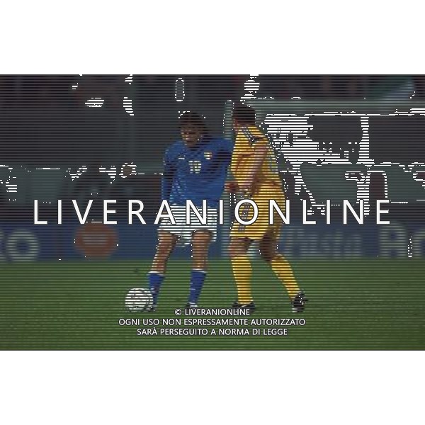 ANCONA 16/11/2003 ITALIA-ROMANIA AMICHEVOLE NELLA FOTO FRANCESCO TOTTI* FOTO ALDO LIVERANI