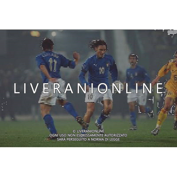 ANCONA 16/11/2003 ITALIA-ROMANIA AMICHEVOLE NELLA FOTO FRANCESCO TOTTI* FOTO ALDO LIVERANI