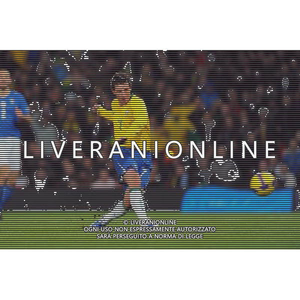 Amichevole Internazionale Londra - 10.02.2009 Brasile-Italia Nella Foto: IL GOL DI ELANO DEL 1-0 /Ph.Vitez-Ag. Aldo Liverani