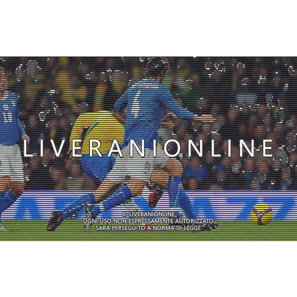 Amichevole Internazionale Londra - 10.02.2009 Brasile-Italia Nella Foto: IL GOL DI ROBINHO DEL 2-0 /Ph.Vitez-Ag. Aldo Liverani