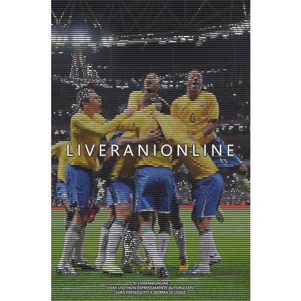 Amichevole Internazionale Londra - 10.02.2009 Brasile-Italia Nella Foto:ESULTANZA BRASILE /Ph.Vitez-Ag. Aldo Liverani