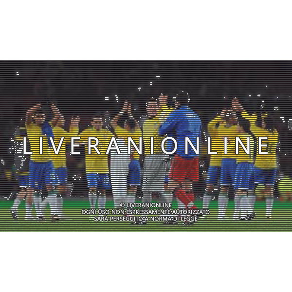 Amichevole Internazionale Londra - 10.02.2009 Brasile-Italia Nella Foto:JULIO CESAR-BUFFON GIANLUIGI /Ph.Vitez-Ag. Aldo Liverani