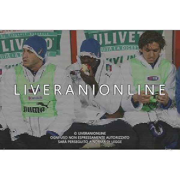 TRIESTE 11/02/2009 GARA AMICHEVOLE ITALIA-SVEZIA UNDER 21 NELLA FOTO:MARIO BALOTELLI IN PANCHINA FOTO PAOLA GARBUIO/AG.ALDO LIVERANI