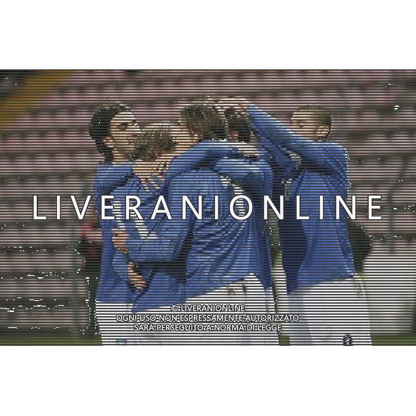 TRIESTE 11/02/2009 GARA AMICHEVOLE ITALIA-SVEZIA UNDER 21 NELLA FOTO:L\'ESULTANZA DOPO IL GOL DI ROBERT ACQUAFRESCA FOTO PAOLA GARBUIO/AG.ALDO LIVERANI