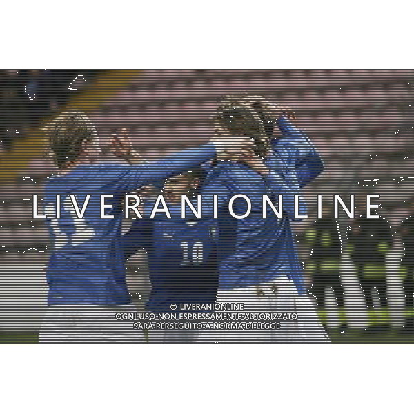 TRIESTE 11/02/2009 GARA AMICHEVOLE ITALIA-SVEZIA UNDER 21 NELLA FOTO:L\'ESULTANZA DOPO IL GOL DI ROBERT ACQUAFRESCA FOTO PAOLA GARBUIO/AG.ALDO LIVERANI