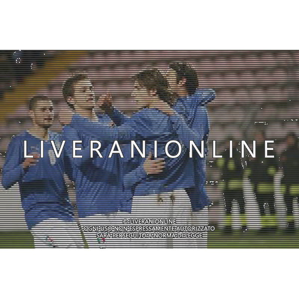 TRIESTE 11/02/2009 GARA AMICHEVOLE ITALIA-SVEZIA UNDER 21 NELLA FOTO:L\'ESULTANZA DOPO IL GOL DI ROBERT ACQUAFRESCA FOTO PAOLA GARBUIO/AG.ALDO LIVERANI