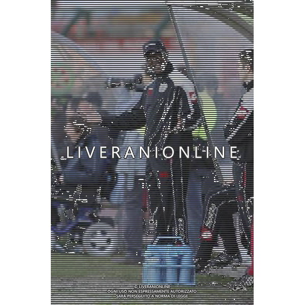 VIAREGGIO, 9 FEBBRAIO 2009 TORNEO DI VIAREGGIO \'COPPA CARNEVALE\' 2009 INTER QUEENS PARK RANGERS NELLA FOTO: STEVE BROWN ALLENATORE DEL QUEEN\'S PARK RANGERS FOTO AG. A. LIVERANI SAS
