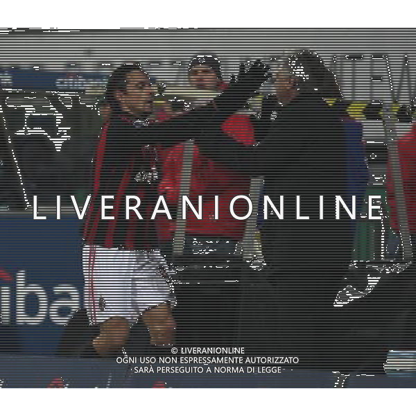 CALCIO BREMA COPPA UEFA 18.02.2009 Werder Brema - AC Milan 1:1 L\'ESULTANZA DI FILIPPO INZAGHI DOPO IL GOL CON CARLO ANCELOTTI Es gelten unsere AGB, einsehbar auf www.firosportphoto.de copyright by firo sportphoto/ag.aldo liverani sas ONLY FOR ITALY 