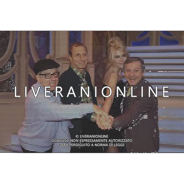 TRASMISSIONE TV: \' GRAN CAFFE\' ( 2006) NELLA FOTO: ORESTE LIONELLO - PIPPO FRANCO - NATHALIE CALDONAZZO - LEO GULLOTTA AG ALDO LIVERANI