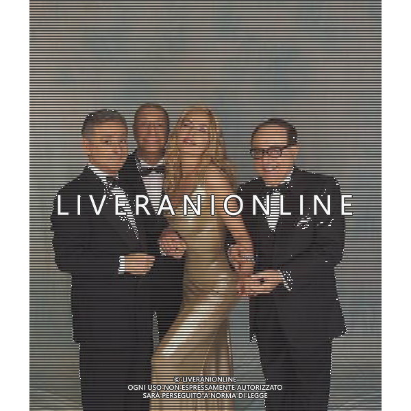 TRASMISSIONE TV: \' MICONSENTA\' ( 2003) NELLA FOTO: LEO GULLOTTA - PIPPO FRANCO - VALERIA MARINI - ORESTE LIONELLO AG. ALDO LIVERANI SAS