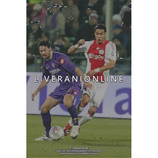 FIRENZE, 19 FEBBRAIO 2009 TERZO TURNO COPPA UEFA FIORENTINA AJAX AMSTERDAM NELLA FOTO: MASSIMO GOBBI E GREGORY VAN DER WIEL FOTO AG. A. LIVERANI SAS