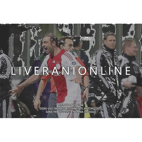 FIRENZE, 19 FEBBRAIO 2009 TERZO TURNO COPPA UEFA FIORENTINA AJAX AMSTERDAM NELLA FOTO: L\'ESULTANZA DI KENNEDY BAKIRCIOGLU DOPO IL GOL DELL\'1-0 FOTO AG. A. LIVERANI SAS