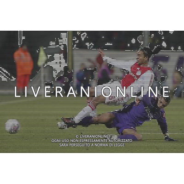 FIRENZE, 19 FEBBRAIO 2009 TERZO TURNO COPPA UEFA FIORENTINA AJAX AMSTERDAM NELLA FOTO: FELIPE MELO E URBY EMANUELSON FOTO AG. A. LIVERANI SAS