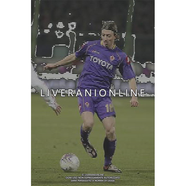 FIRENZE, 19 FEBBRAIO 2009 TERZO TURNO COPPA UEFA FIORENTINA AJAX AMSTERDAM NELLA FOTO: RICCARDO MONTOLIVO FOTO AG. A. LIVERANI SAS