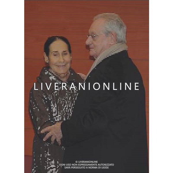 MILANO 23/2/2009 SALA MONTANELLI CORRIERE DELLA SERA CAMERA ARDENTE PER CANDIDO CANNAVO\' NELLA FOTO FRANCA MOGLIE DI CANDIDO CANNAVO\' CON CESARE ROMITI FOTO ROMANO/AG ALDO LIVERANI