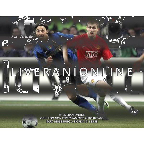 Inter - Manchester United 24/02/2009 Ottavi di Champions League 2008/2009 Nella foto zlatan ibrahimovic e fletcher Foto Luzzani/Ag. Aldo Liverani