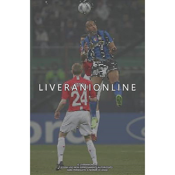 Milano 24-02-2009 Champions League 2008/09 Inter-Manchester United 0:0 nella foto adriano, rio ferdinand e darren fletcher ph marco luzzani/ag aldo liverani s.a.s.