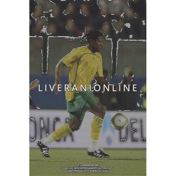 SIENA, 17 OTTOBRE 2007 CALCIO AMICHEVOLE ITALIA SUD AFRICA NELLA FOTO: MACBETH SIBAYA FOTO AG. A. LIVERANI