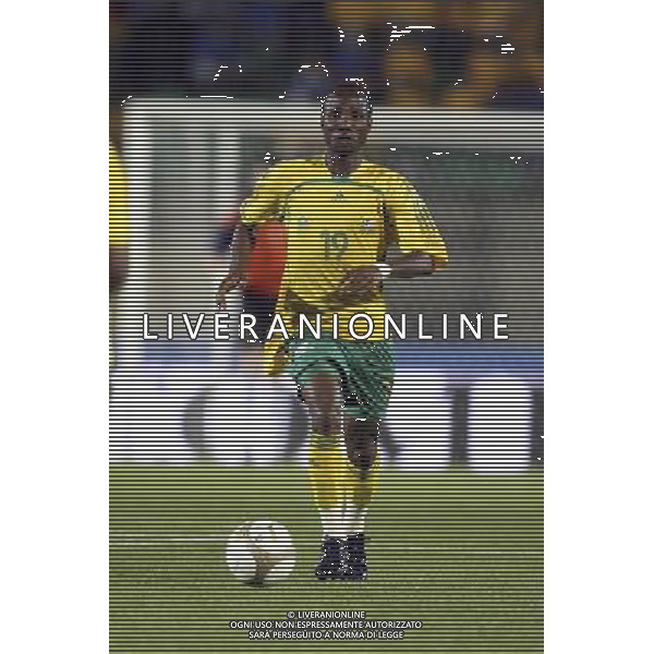 SIENA, 17 OTTOBRE 2007 CALCIO AMICHEVOLE ITALIA SUD AFRICA NELLA FOTO: TEKO MODISE FOTO AG. A. LIVERANI