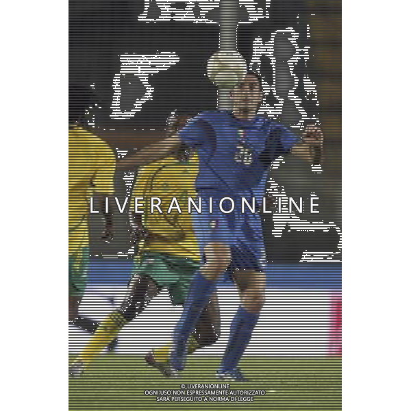 SIENA, 17 OTTOBRE 2007 CALCIO AMICHEVOLE ITALIA SUD AFRICA NELLA FOTO: CRISTIANO LUCARELLI FOTO AG. A. LIVERANI