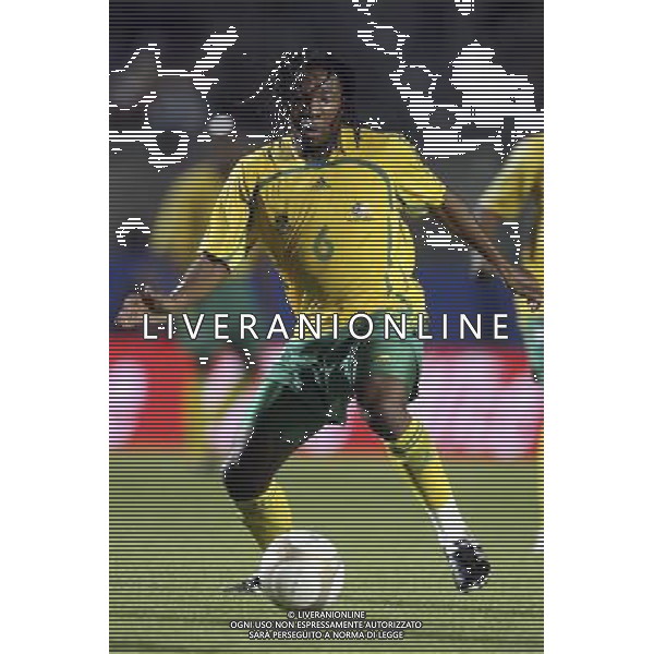 SIENA, 17 OTTOBRE 2007 CALCIO AMICHEVOLE ITALIA SUD AFRICA NELLA FOTO: MACBETH SIBAYA FOTO AG. A. LIVERANI