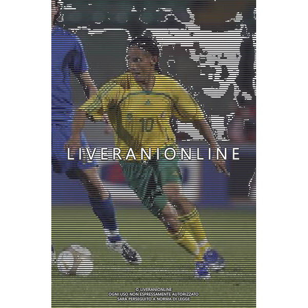 SIENA, 17 OTTOBRE 2007 CALCIO AMICHEVOLE ITALIA SUD AFRICA NELLA FOTO: STEVEN PIENAAR FOTO AG. A. LIVERANI