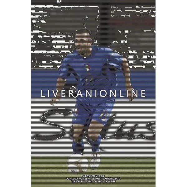 SIENA, 17 OTTOBRE 2007 CALCIO AMICHEVOLE ITALIA SUD AFRICA NELLA FOTO: ANDREA DOSSENA FOTO AG. A. LIVERANI